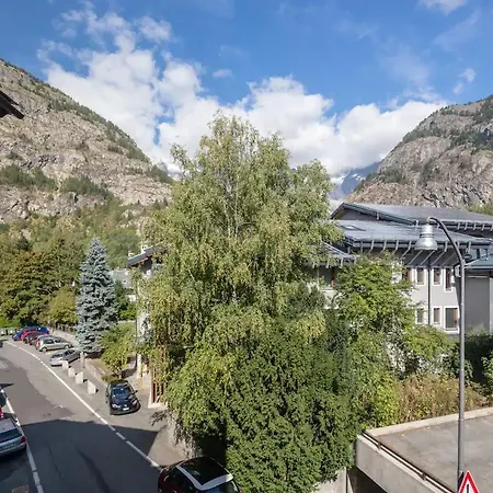 Apartamento Cozy In Courmeyeur Center Courmayeur